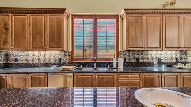 Building Photo - 46710 Bradshaw Trail