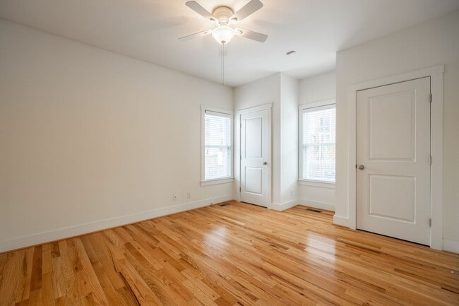 Building Photo - 408 N Robinson St