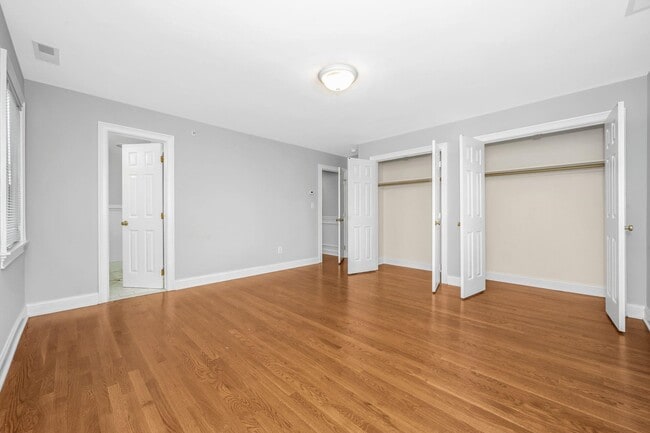 Building Photo - 67 Ellsworth Ave