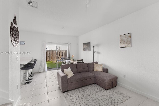 Building Photo - 12150 NW 23rd Ct