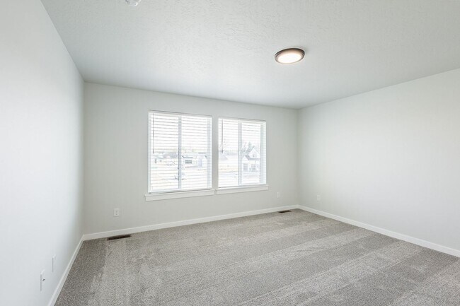 Building Photo - Brand New 4 Bed 2.5 Bath House in Star