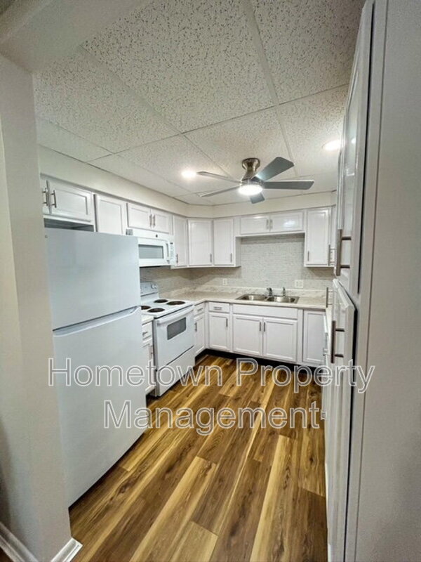 Building Photo - 726-730 Grantham RD