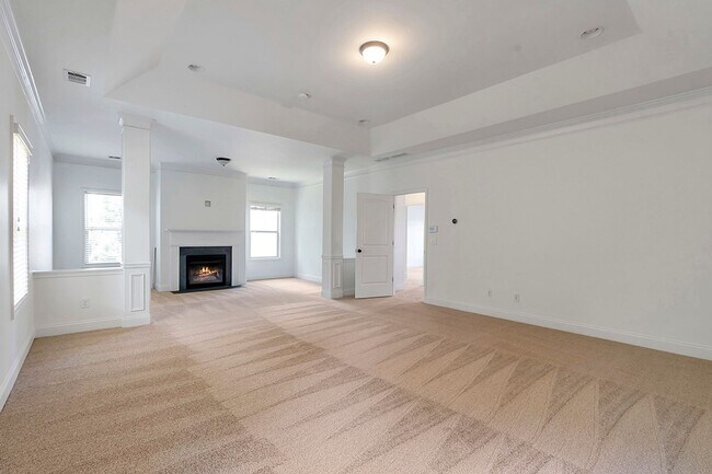 Building Photo - 2635 Azalea Bluff Dr