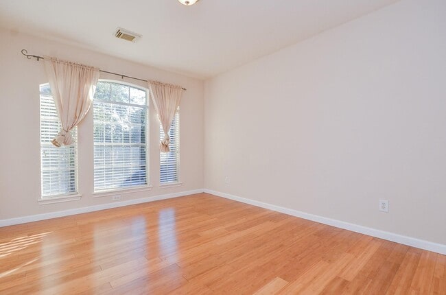 Building Photo - 5519 Poundstone Ct