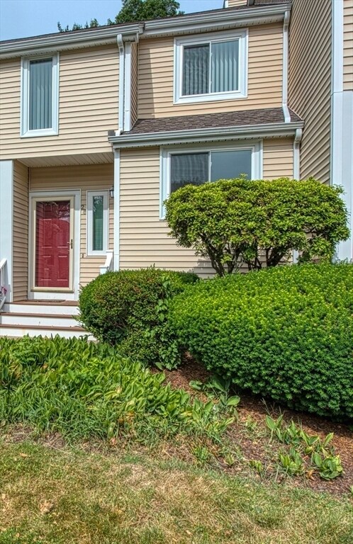 Building Photo - 28 Gaslight Ln
