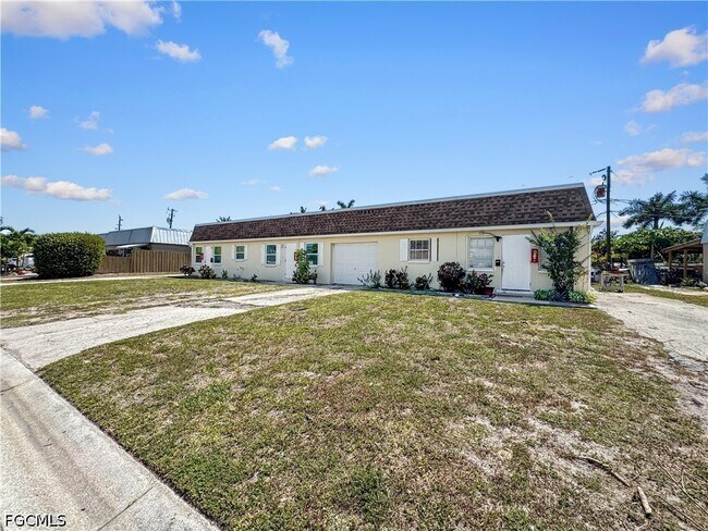 Building Photo - 6617 Warwick Cir