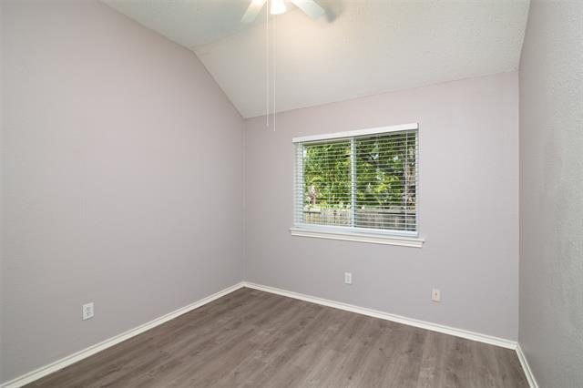 Building Photo - 1329 Maywood Ct