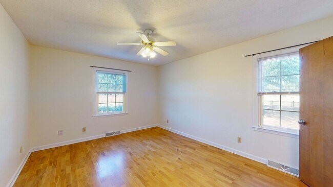Building Photo - 4015 Freedom Way