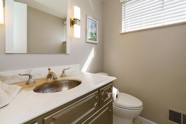 Building Photo - 55 S Merkle Rd