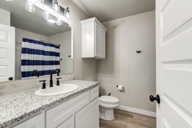 Building Photo - 1614 141st St