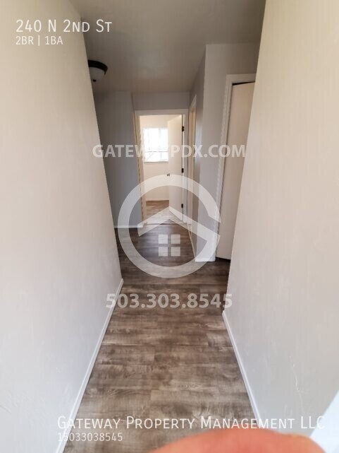 Building Photo - 240 N 2nd St