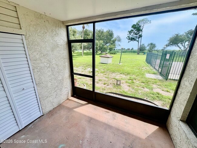 Building Photo - 420 Catamaran Dr