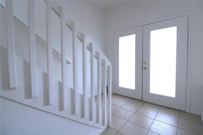 Building Photo - 16543 Cedar Run Dr