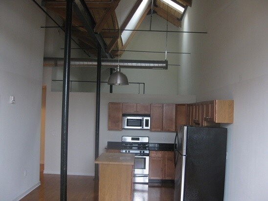 Building Photo - 160 Fremont St