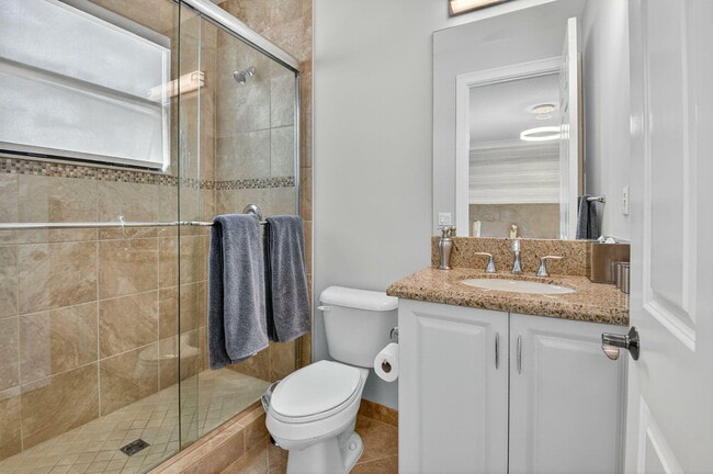 Building Photo - 16892 Strasbourg Ln