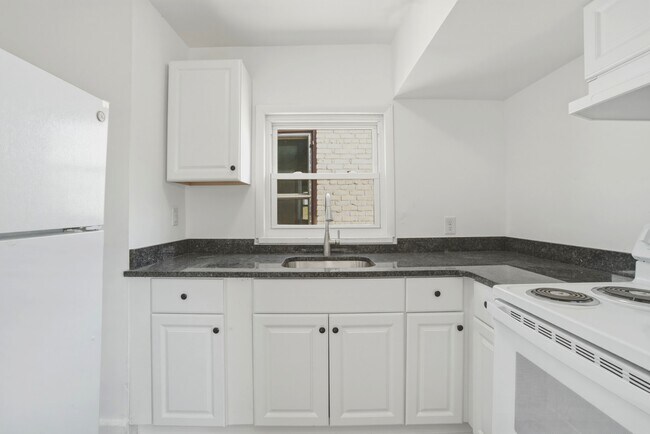 Building Photo - 159 Hagerstown
