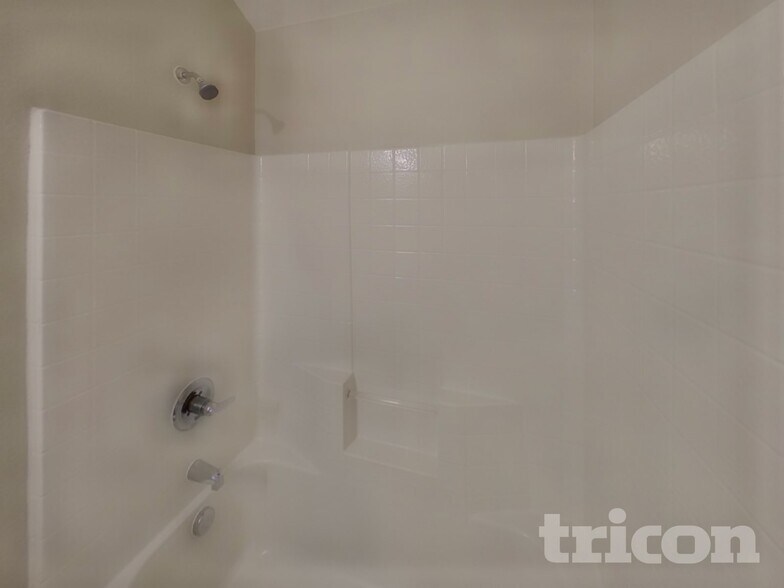 Building Photo - 9157 Abaco Way