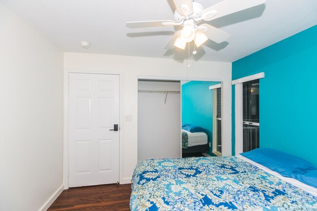 Building Photo - 95-270 Waikalani Dr. #I204