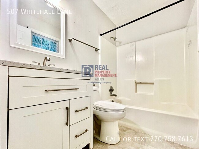 Building Photo - 507 Whitehall Ln