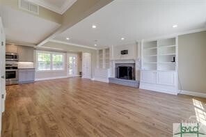 Building Photo - 50 Greenwich Dr