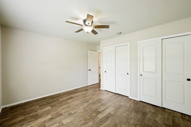 Building Photo - 16115 Wolf Creek St