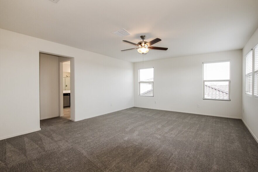 Building Photo - 16663 W Sierra St