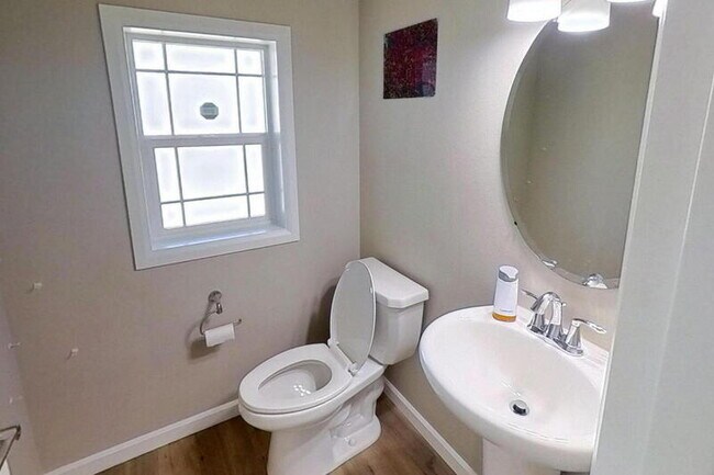 Building Photo - 13741 SE 184th Pl