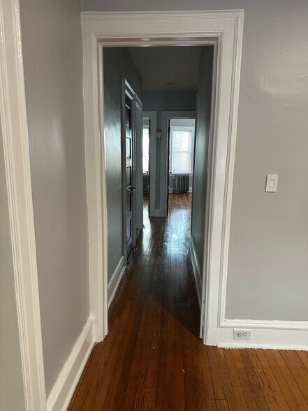 Building Photo - 783 Potomac Ave