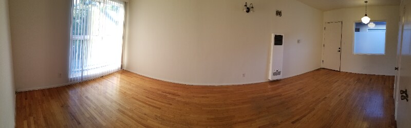 Building Photo - 2370 Walgrove Ave