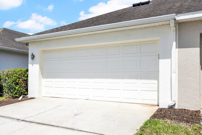 Building Photo - 14480 Chinese Elm Dr