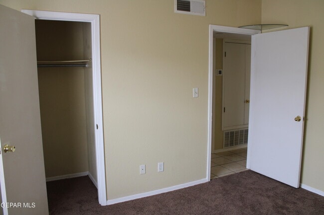 Building Photo - 8421 Mercury St