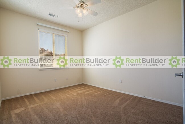 Building Photo - 1027 Desert Willow Ct