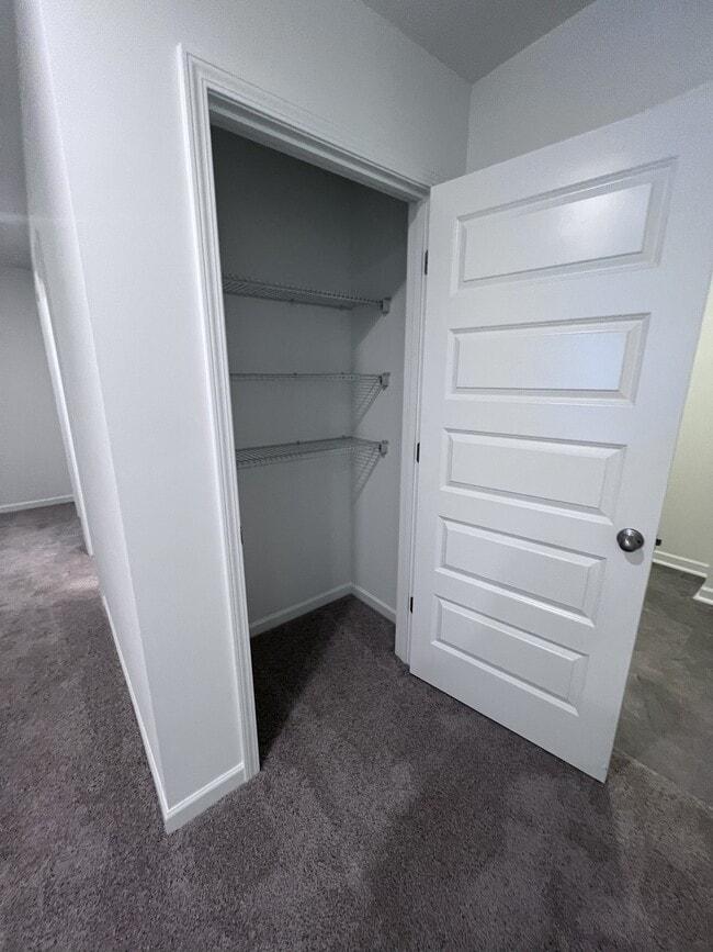 Building Photo - 6092 Knickerbocker Street