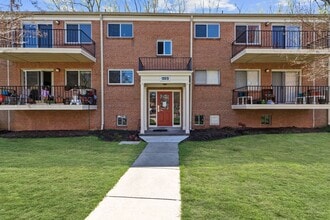 Building Photo - 2BD/2BA- Bethesda Condo in Parkside Community - Utilities Included