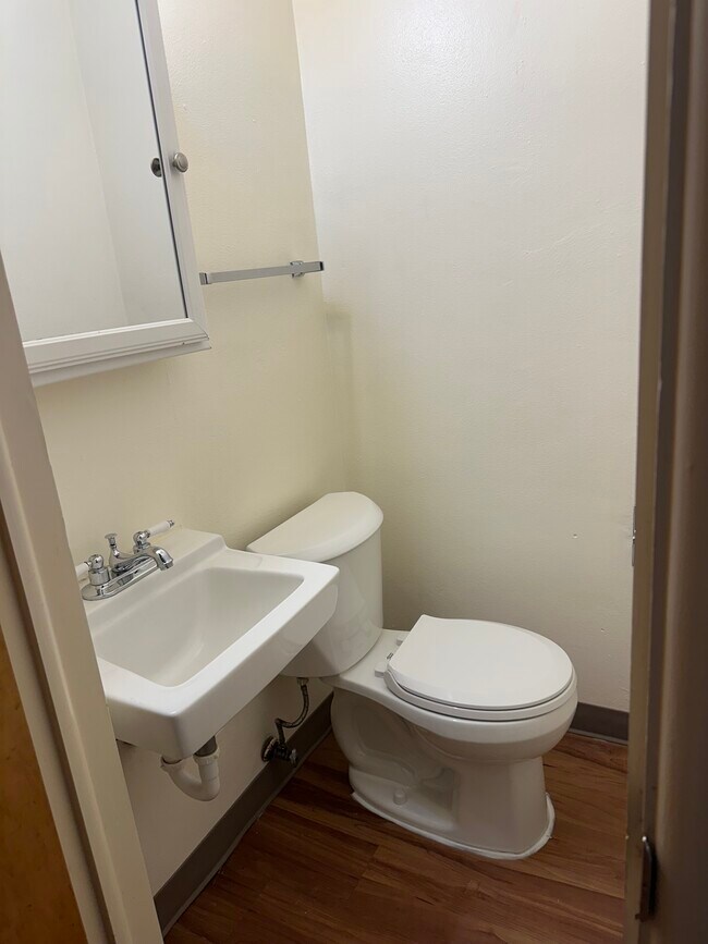 Building Photo - Rockwood