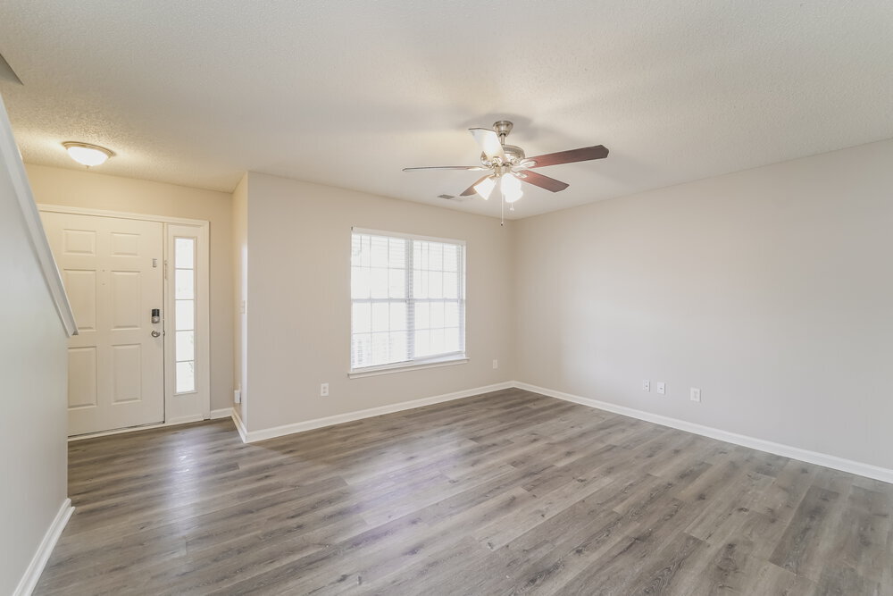 Building Photo - 6032 Patricia Ryan Dr