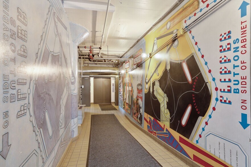 Building Photo - 500 Robert St N