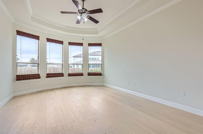 Building Photo - 10713 Lavon Bend