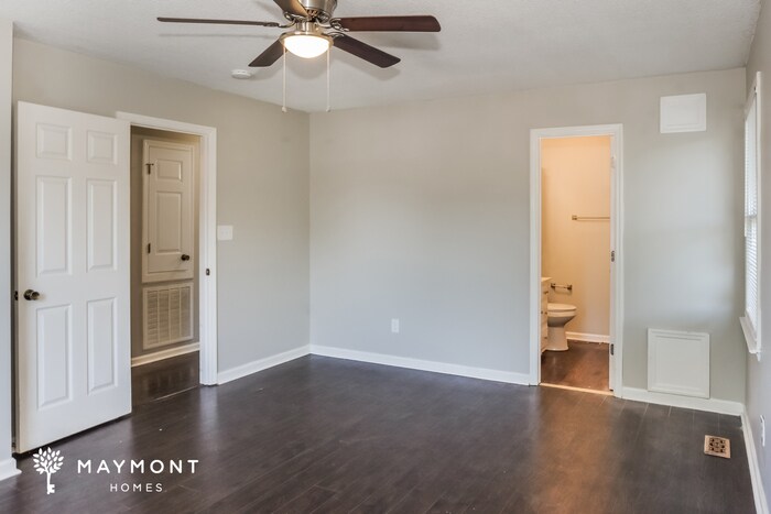 Building Photo - 111 Saralee Dr