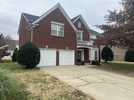 Building Photo - 2109 Bucolic Ct