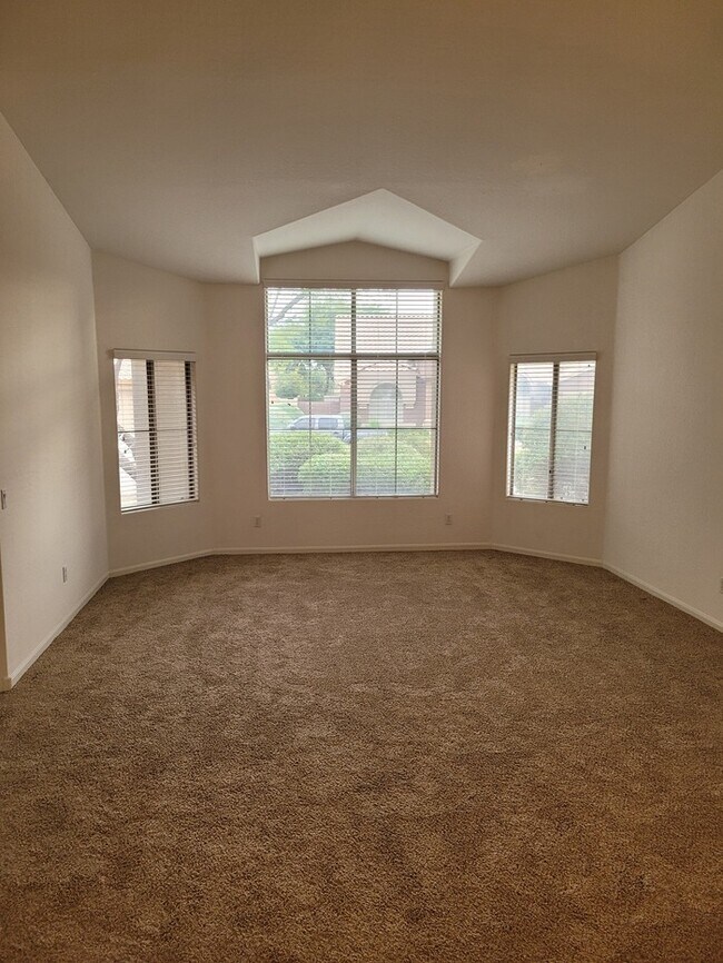 Building Photo - BEAUTIFUL 3/2 HOUSE FOR RENT IN TATUM RANCH