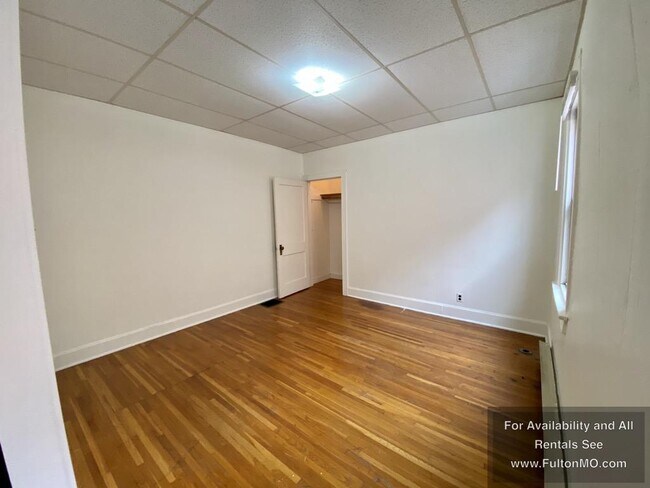 Building Photo - 603 Court Street Apartment 3