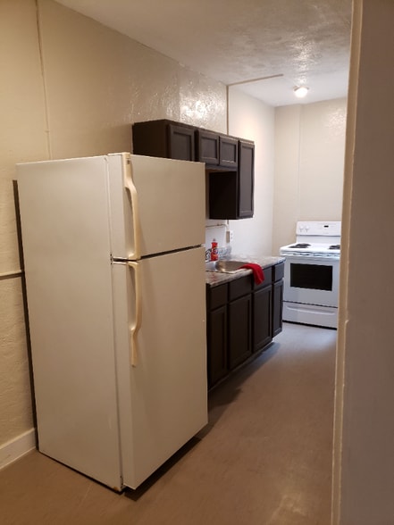 Building Photo - 15000 Euclid Ave