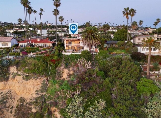 Building Photo - 2105 W Paseo Del Mar