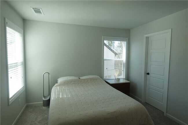 Building Photo - 4549 Cypress Pk Dr