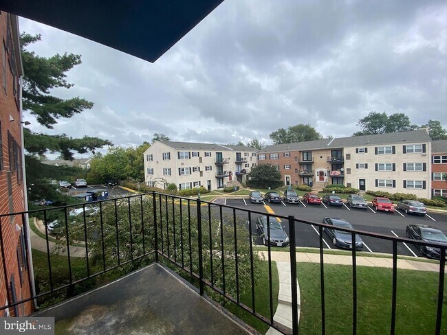 Building Photo - 434 N Armistead St