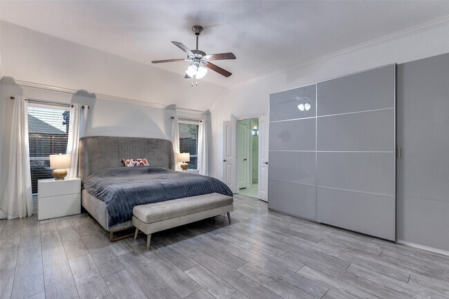 Building Photo - 10501 Old Dawson Ct