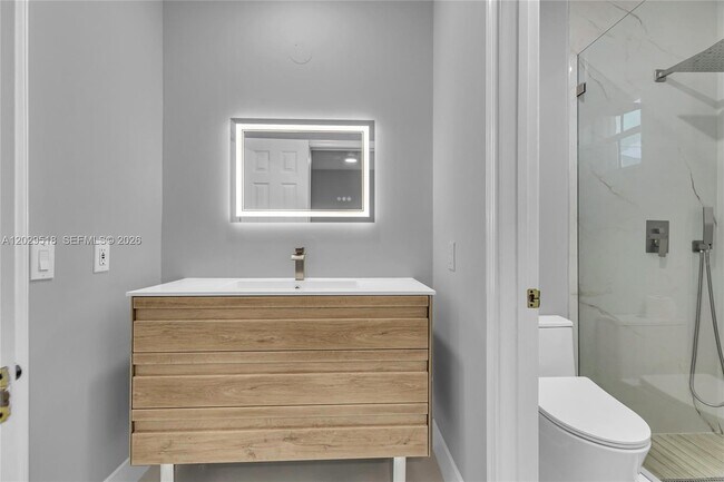 Building Photo - 1140 Cedar Falls Dr