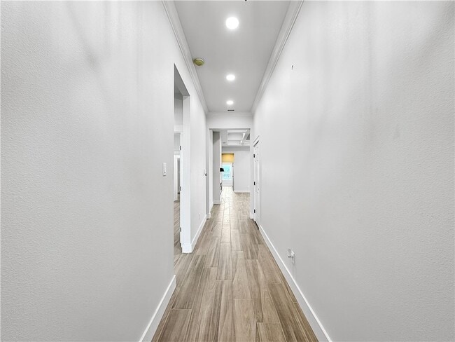 Building Photo - 6222 Sadie St