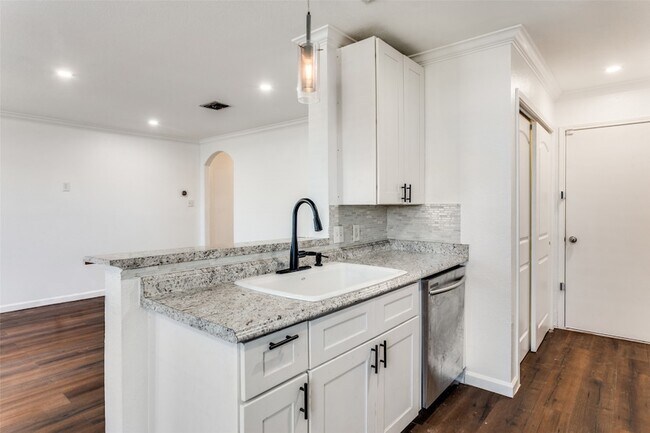 Building Photo - 2104 Greybull Tr